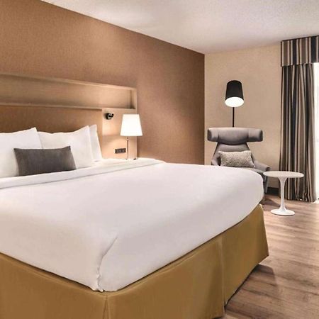 Wyndham Garden Conference Center Champaign - Urbana Hotel Ngoại thất bức ảnh